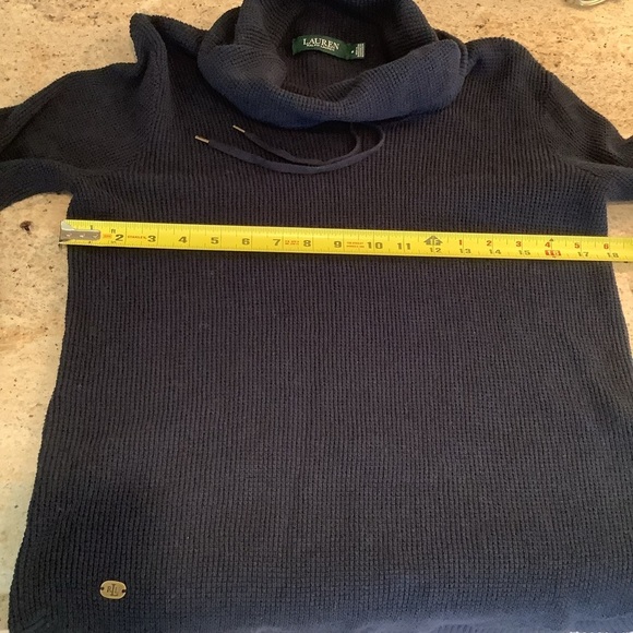Ralph Lauren Navy Pullover Waffle Knit Cowl Neck Size Medium - Picture 6 of 7